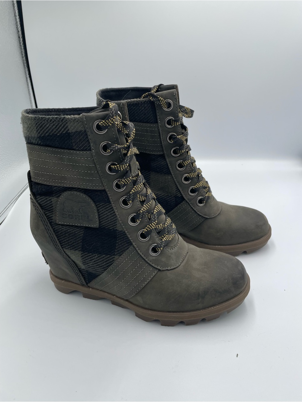 Sorel Lexie Wedge Boot Waterproof Buffalo Plaid In Olive Green & Black Size 6.5